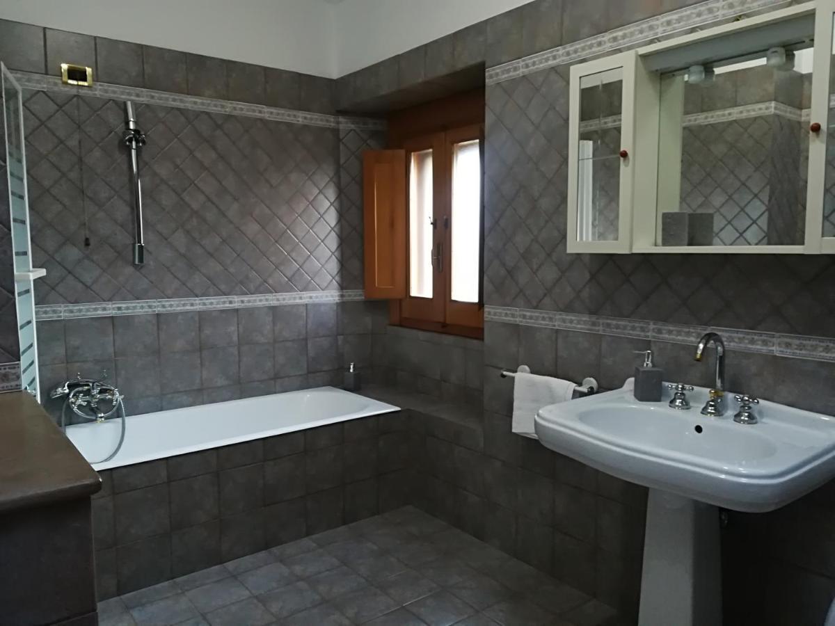 La Dimora Di Radha B&B Centro Olistico Rende Luaran gambar