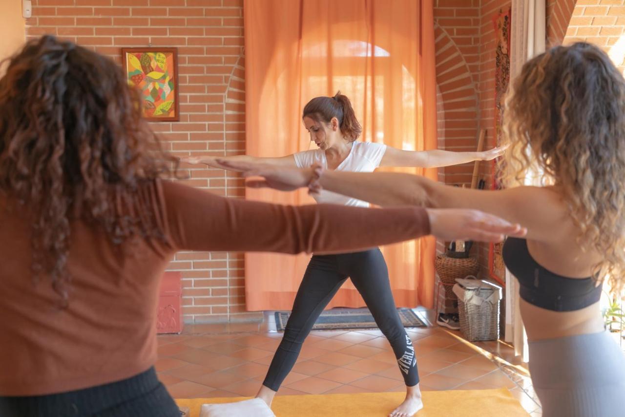 La Dimora Di Radha B&B Centro Olistico Rende Luaran gambar
