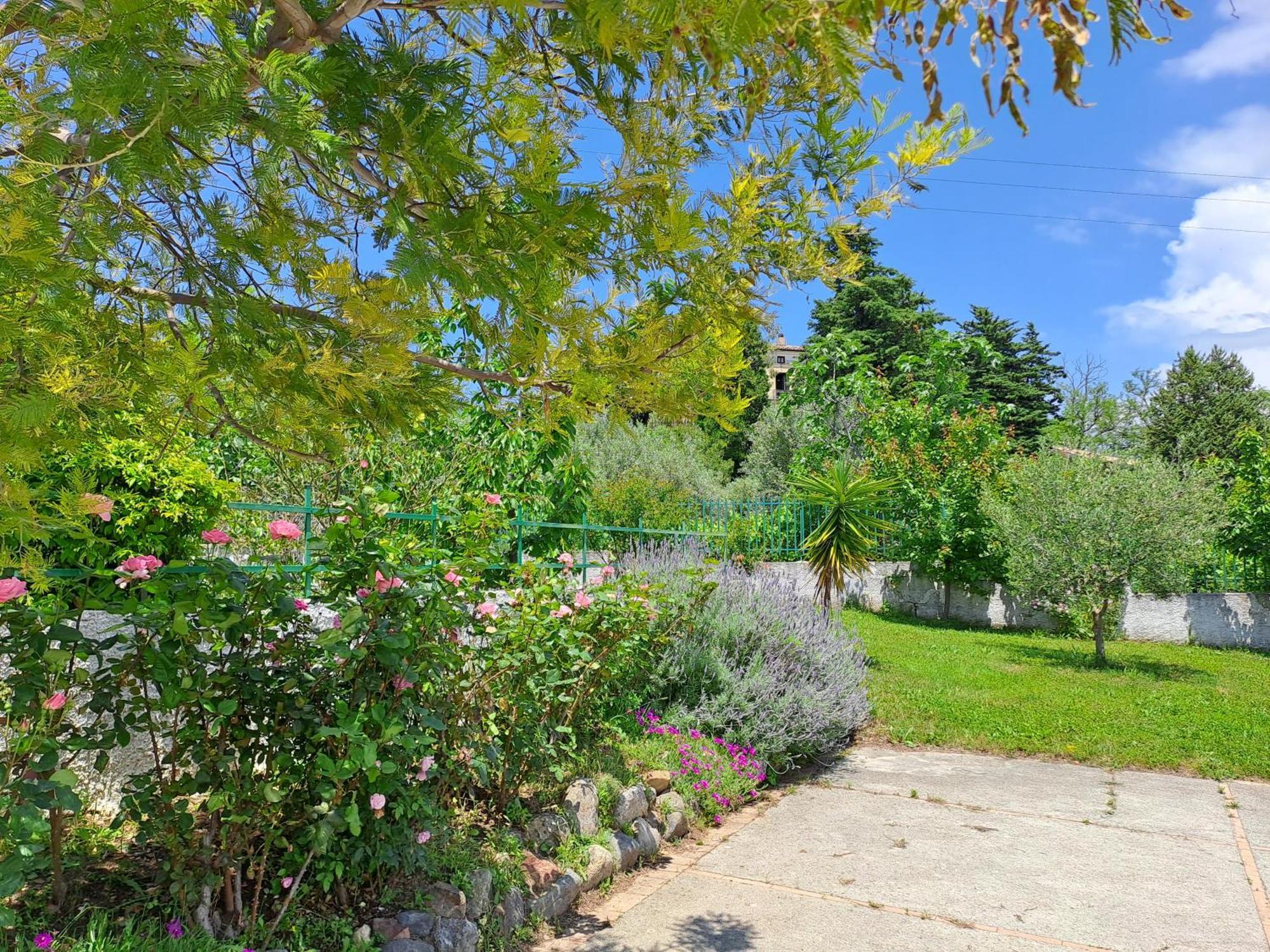 La Dimora Di Radha B&B Centro Olistico Rende Luaran gambar